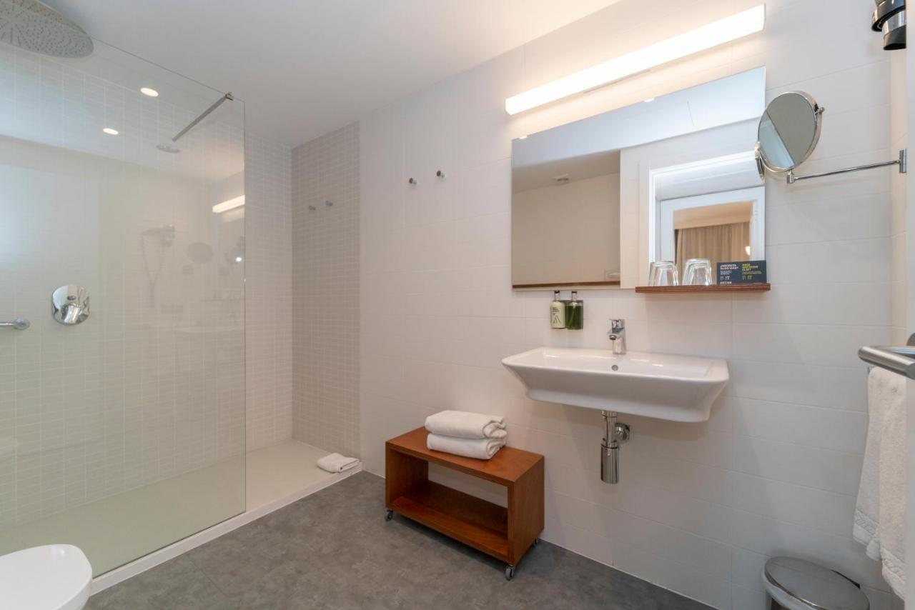 Artiem Urban Apartamentos Mahón Buitenkant foto