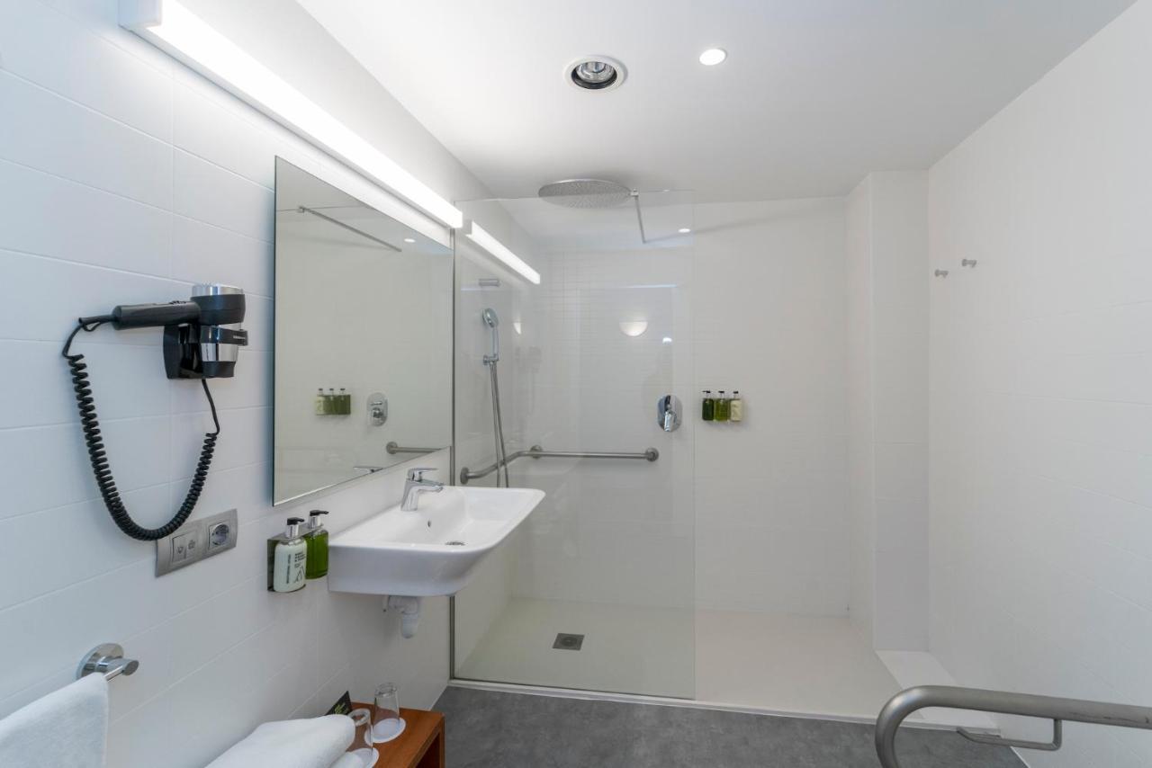 Artiem Urban Apartamentos Mahón Buitenkant foto