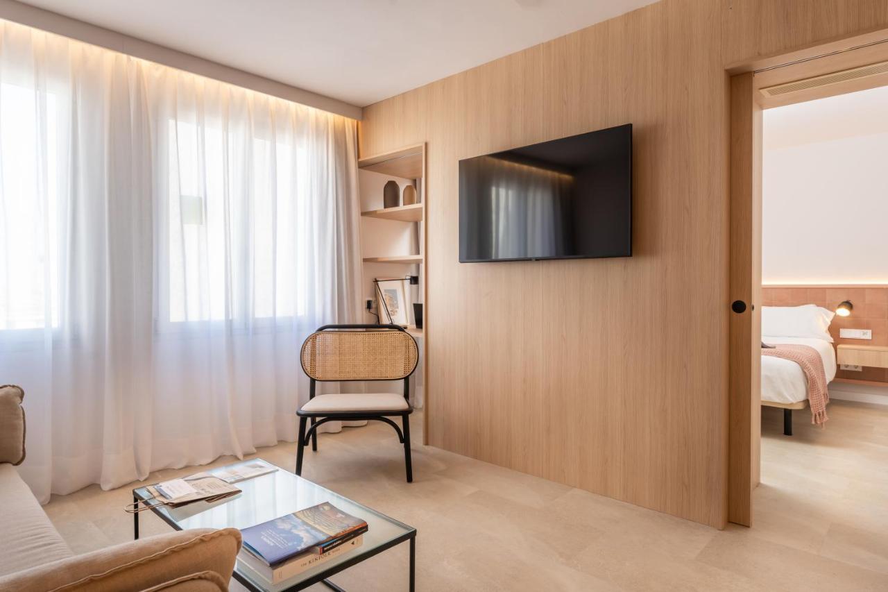 Artiem Urban Apartamentos Mahón Buitenkant foto